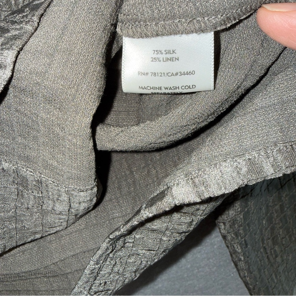 Eileen Fisher - women’s Silk Linen Jacket mandarin neck Button closure Blouse M - Picture 4 of 7